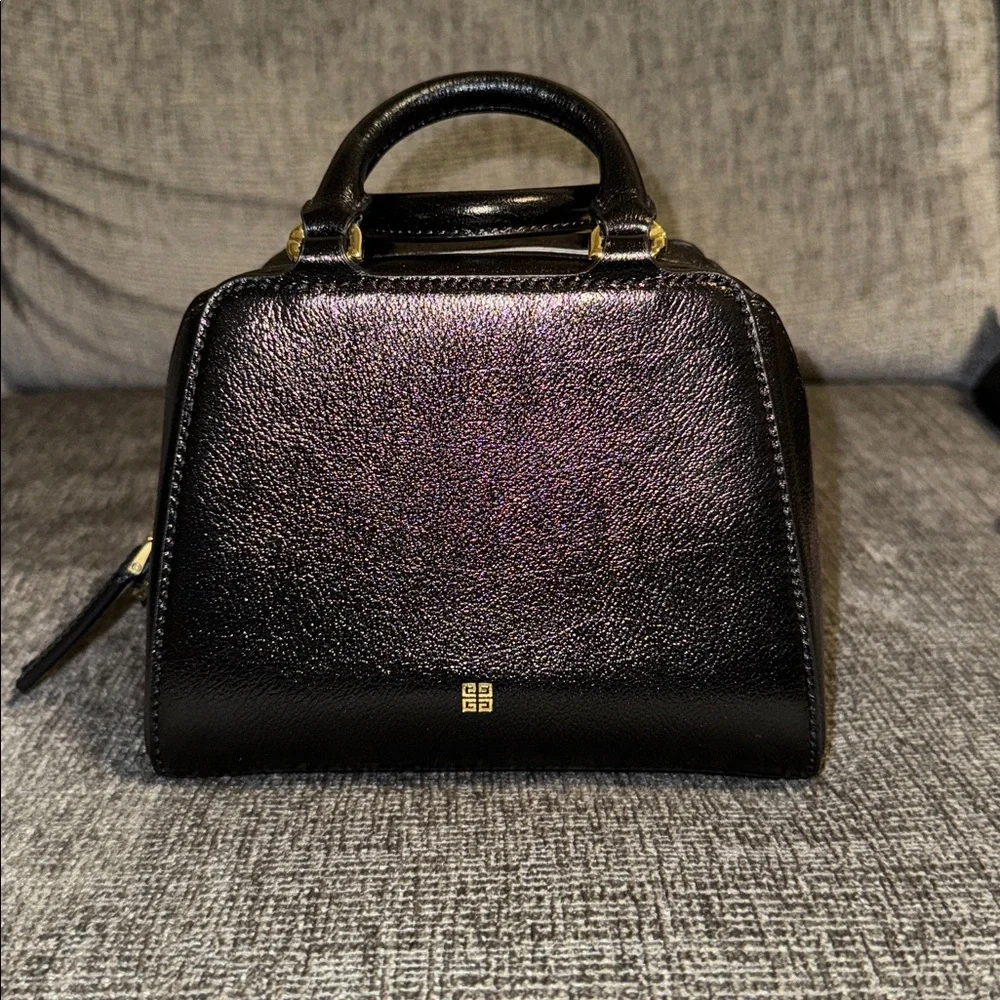 New Givenchy nano Antigona cube - Picture 5 of 8
